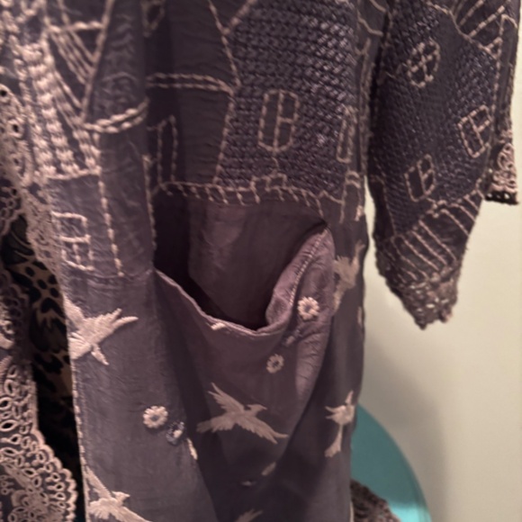 Johnny Was gray embroidered tunic style jacket - Picture 4 of 6